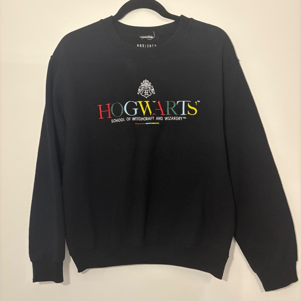 BoxLunch Harry Potter Hogwarts Sweatshirt Crew Neck Pullover Black XS